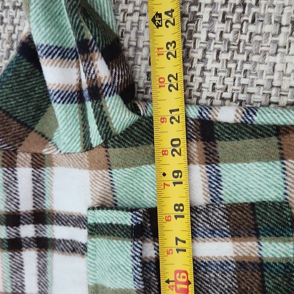 Adele B. Plaid Cropped Shacket - Picture 8 of 14